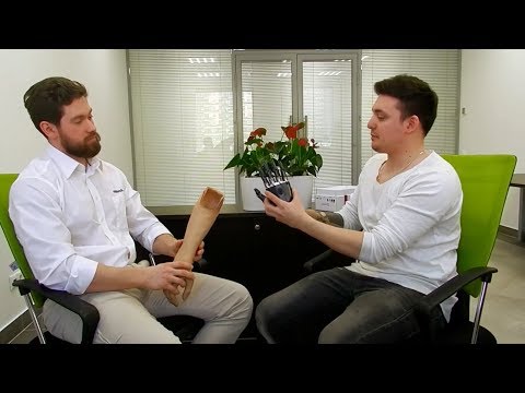 Видео: Интервью с техническим специалистом по протезированию рук
