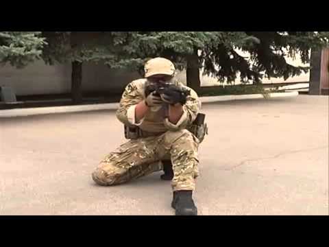 Видео: Стрільба з коліна