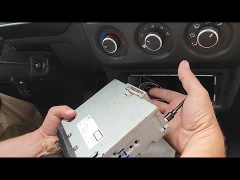 Видео: Не работало радио на ниве Legend