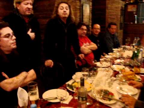 Видео: Белорусские песняры Ты мне вясною прыснiлася