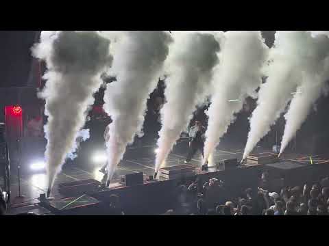 Видео: SQWOZ BAB ft. AUM RAA — "КАРАТЭ", 10.05.2024 (OST Майор Гром: Игра)