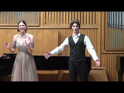 Видео: А. Новиков "Смуглянка" - исп. Диана Прянишникова и Илья Кузнецов