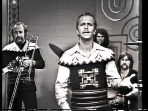 Видео: Белое Облако - ВИА "СЯБРЫ" - руководитель В. БАДЬЯРОВ