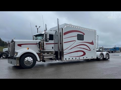 Видео: Смотрим классические грузовики на TruckPaper Peterbilt 379/389 Kenworth W900L￼