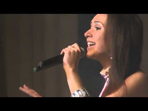 Видео: Алиса Ахахпи - Илемпи Юрри