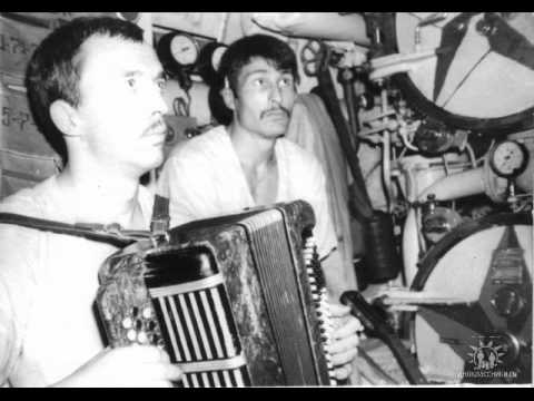 Видео: Подводникам Лиинахамари посвящается .