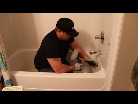 Видео: Лучший способ исправить проблему медленного слива воды в ванне — Проблемы медленного слива