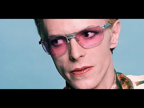 Видео: ֍֍֍ Дэвид Боуи (DAVID BOWIE) Англичанин в Англии (перевод) 28.11.75