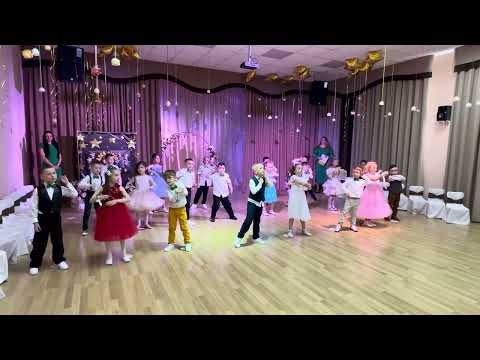 Видео: Запальний танок “Вечорниці +Ой,мамо,люблю Гриця»🩵💛