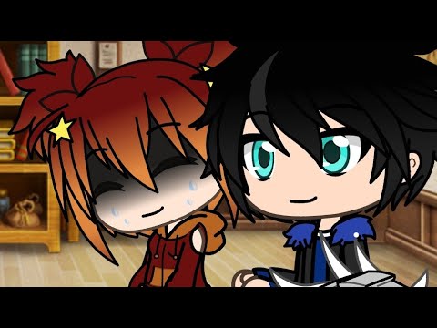 Видео: Реакции одноклассников сп+Влад и Астер на Алёнку(стекло) 