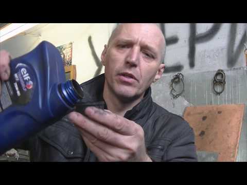 Видео: Renault Duster,замена трансмиссионого масла