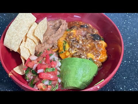 Видео: Enchiladas VS Salsa 🇲🇽 готовлю с нуля Энчиладу и сальсу 😈
