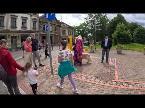 Видео: #Cesis Цесис былое величие на развалинах замка. Поиск отметки.