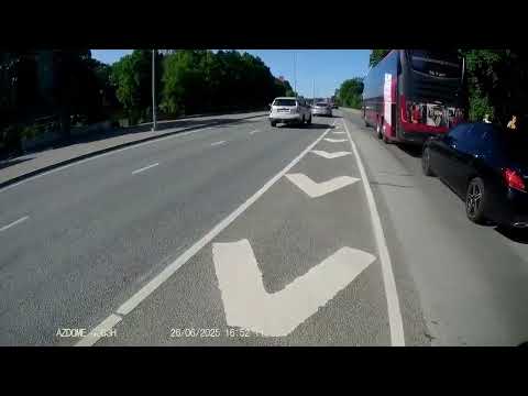 Видео: Таллинн.  Сказочные долбошлёпы 126