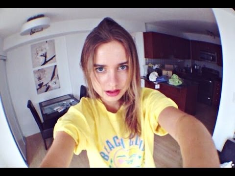 Видео: Торонто влог ♡ мой гардероб, коллекция косметики, и комната.