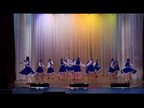 Видео: Образцовый хореографический ансамбль «Росиночка» - Зимние забавы