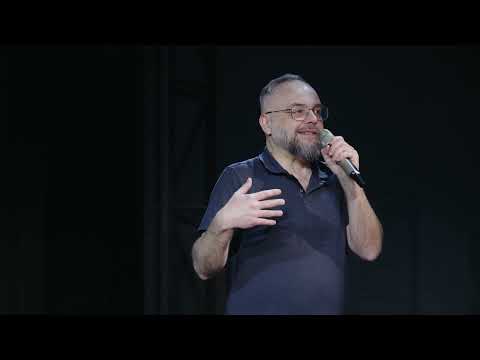 Видео: Илья Кухаренко «Травиата» Джузеппе Верди – как первая опера про современность»