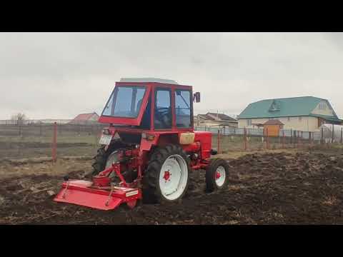 Видео: Вспашка огородов на Т-25. Фреза 2022 год.