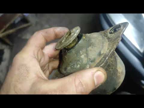 Видео: пинается мотор при разгоне или торможении, замена левой опоры двигателя чери амулет