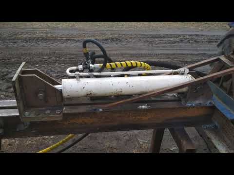 Видео: Трактор Т-40 и гидравлический дровокол