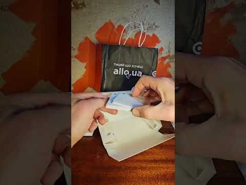 Видео: Розпакування датчика Mi Temperature and Humidity Monitor Clock