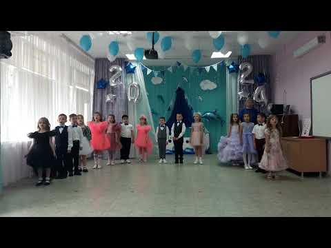 Видео: Песня "Уплывает наш кораблик"