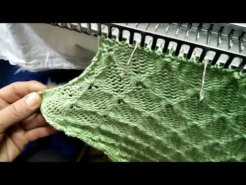 Видео: Туника связанная на машинке .