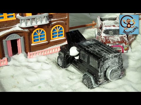 Видео: Мультик про Машинки. Маша, Медведь Панда и их машинки. Манкиту