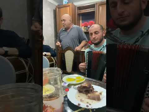 Видео: Гаджимурад поёт для друзей. Даргинская народная песня. 👍👏👏👏🔥🔥🔥