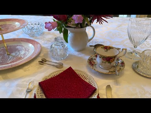 Видео: Сервировка стола для послеобеденного чая. Что нужно вам и вашим гостям.