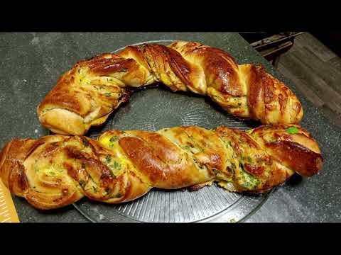 Видео: 🥇 Лучший вариант: Плетеный Хлеб с Сыром и Зеленью – Очень Воздушный и Нежный Рецепт!