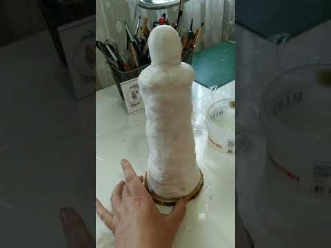 Видео: Дед Мороз из ваты. Мастер-класс. Часть 2 (Лицо из ваты)