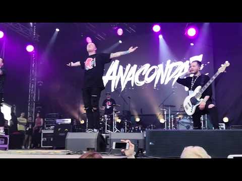 Видео: ANACONDAZ — Твоему новому парню ( ДОБРОФЕСТ 2019 13.07.2019)