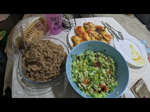 Видео: АЛИСА ОПЯТЬ ПРИЯТНО ПОРАДОВАЛА / УЖИН ДИЕТИЧЕСКИЙ 😍
