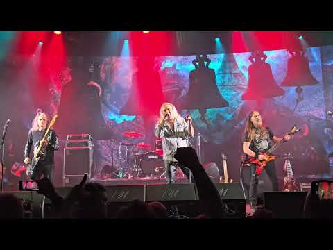 Видео: Мастер - Пепел на ветру (Live 2025)