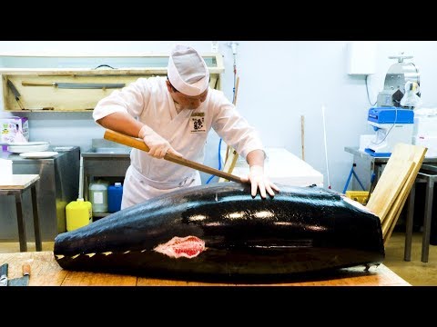 Видео: Рыбный рынок, Сеул, Корея / 200 кг шоу порезки гигантского тунца, сашими Корейская уличная еда, 4K