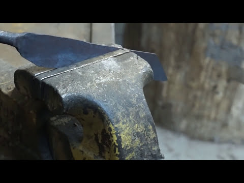 Видео: Кованый нож из штока, Птичка вернулась))