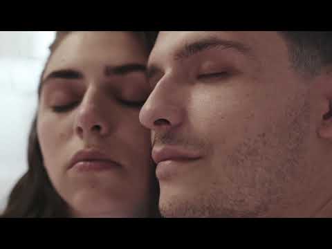 Видео: РЪКАТА МИ НЕ ПУСКАЙ...