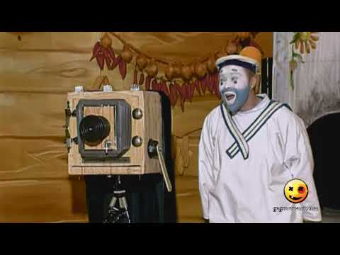 Видео: Фотопортрет - Деревня Дураков в 100000 раз!