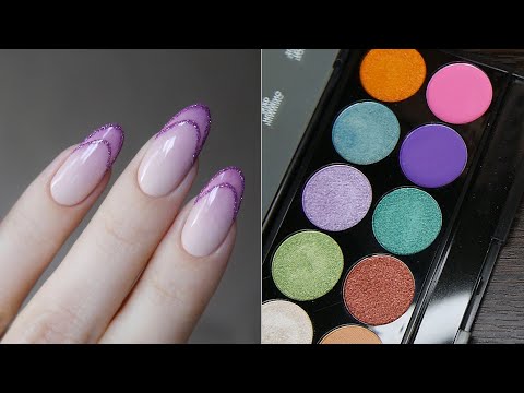 Видео: Маникюр тенями для век😱 Френч омбре (обычный лак)
