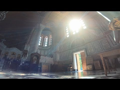 Видео: Записки севастопольского экскурсовода. Храм, где веет теплом Отечества (часть 3)