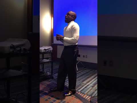 Видео: Как я открыл бизнес по перевозке людей с ограниченными возможностями за 800 долларов. Автор: Трей...