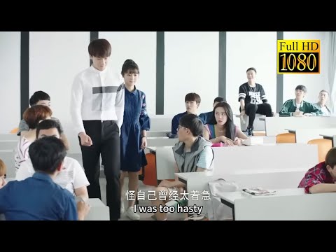 Видео: Генеральный директор держит Золушку и публично объявляет об их воссоединении