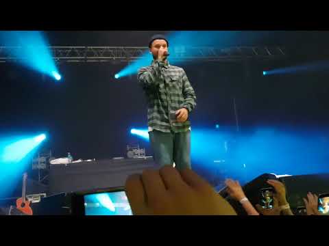Видео: Мотылёк. Макс Корж, Владивосток 15.04.2018