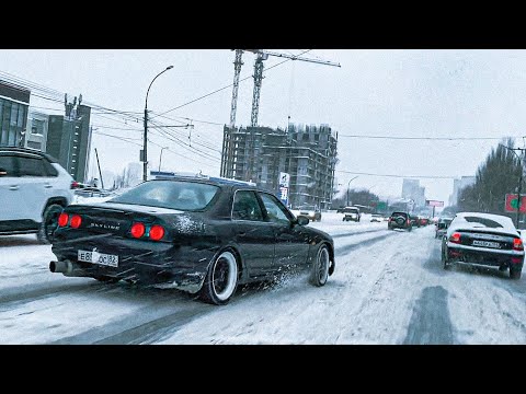 Видео: NISSAN SKYLINE R33 - ДЛЯ НАТУРАЛОВ