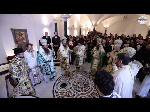 Видео: Патриарх Даниил освети новия български храм „Свети Йоан Рилски“ в Лондон