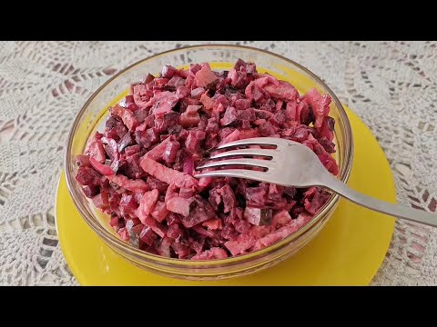 Видео: СВЕКОЛЬНЫЙ салат с ЯИЧНЫМ блином/