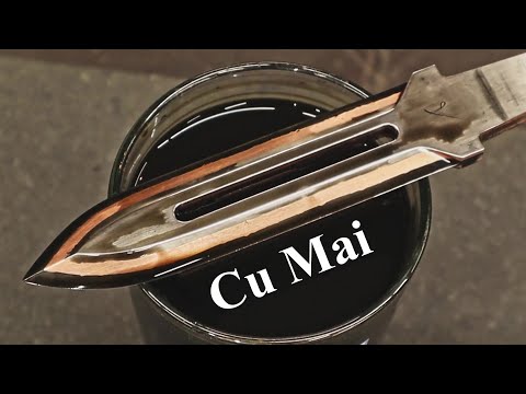 Видео: Изготовление Cu Mai - кинжал с медной полосой.