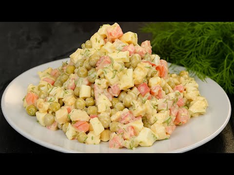 Видео: Осенью мы подсели на этот Салат! Куриный салат с сыром и помидорами — вкуснее Оливье!