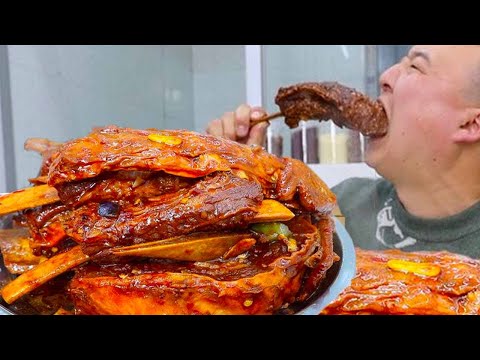 Видео: Mukbang Asmr | 20 котят стейка «тушеные ребра говядины», мягкие и гнилые!